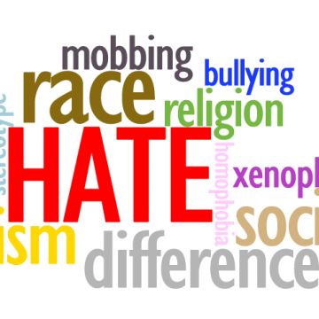 L’odio online comincia con i cyberbullismo
