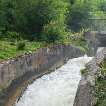 Gli argini. I limiti che servono per diventar grandi
